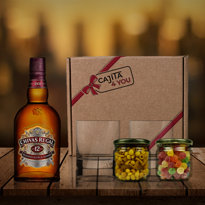 caja-regalo-botella-whisky-Chivas-Regal-12-vasos-snacks-dedicatoria